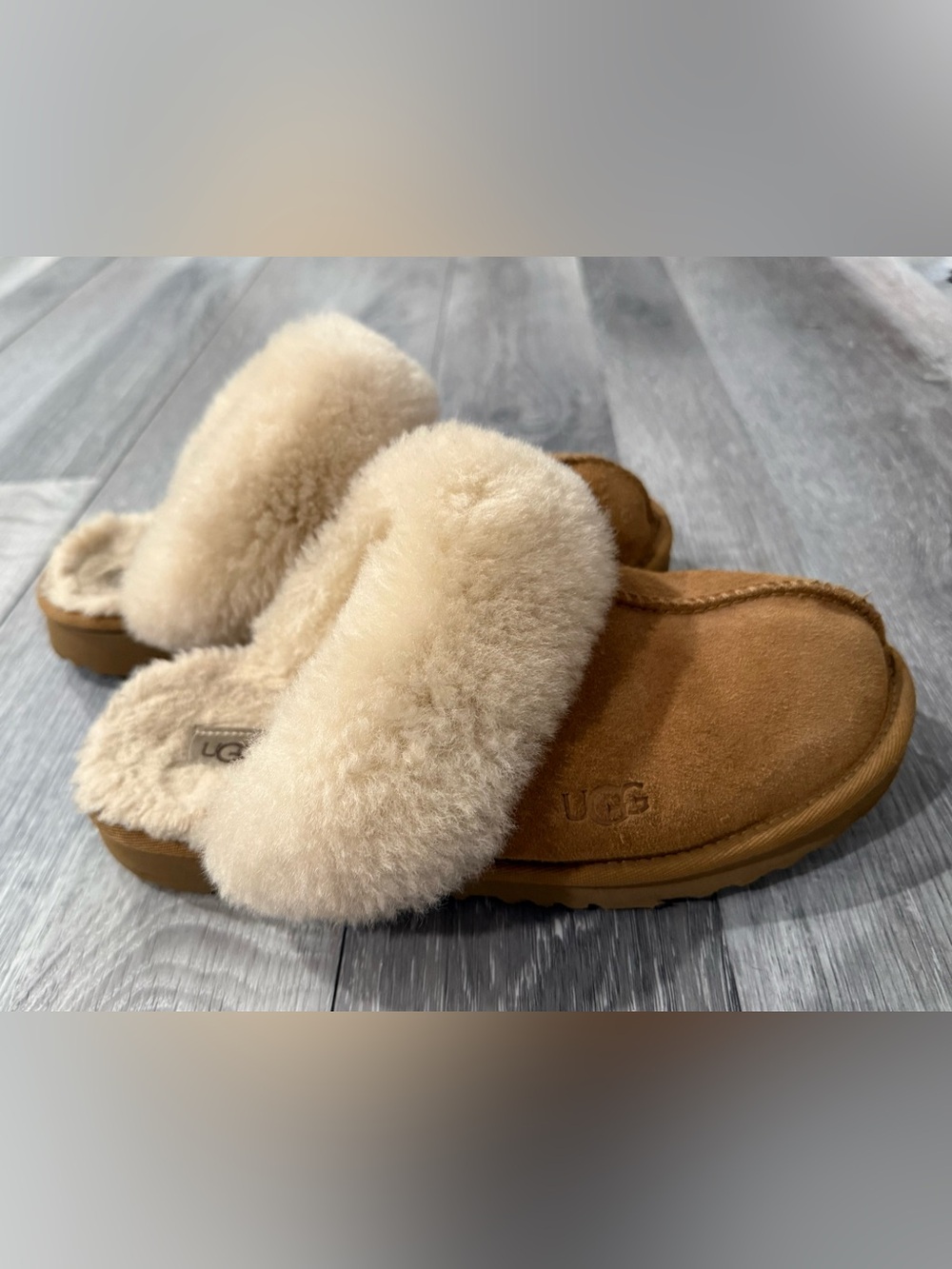 UGG Women's Chestnut and Cream Shearling Slip-On Clog